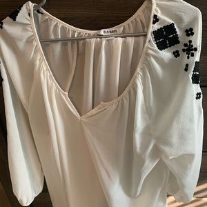 Old Navy pattern sleeve top; size XXL